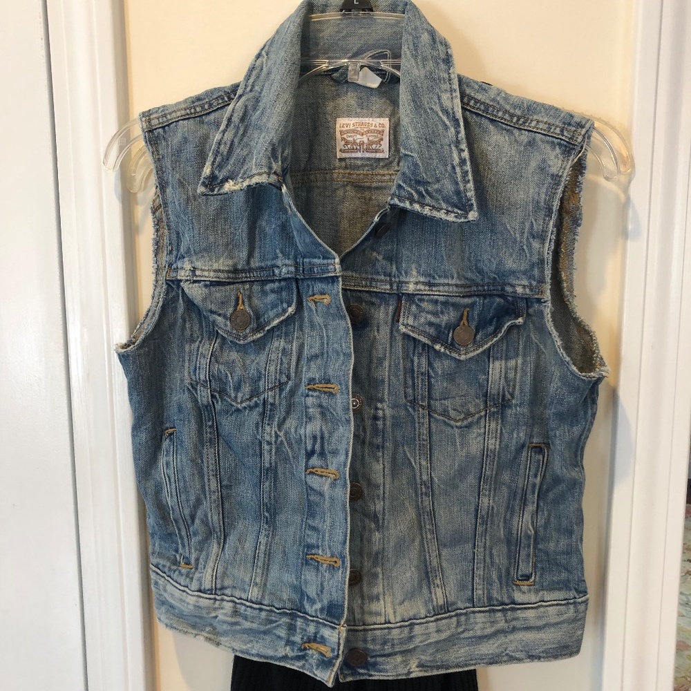 Levi Strauss Denim Vest - size M